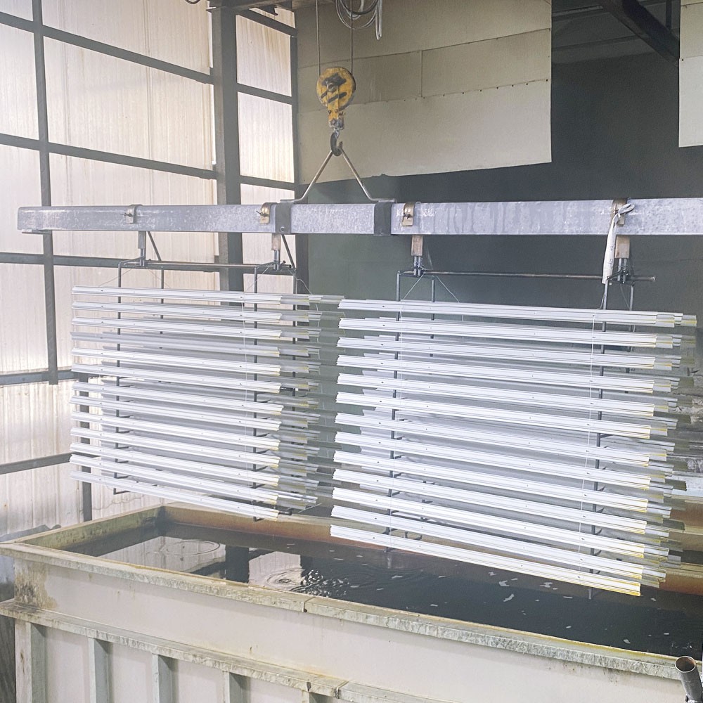 The difference between fluorocarbon coating and powder coating The difference between fluorocarbon coating and powder coating