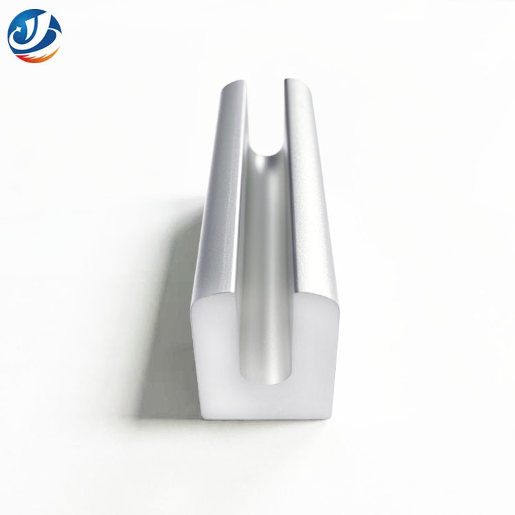 U-kujuline soonega alumiiniumprofiil